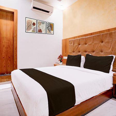 Super Townhouse Oak Times Square Le Western Bombaj Zewnętrze zdjęcie