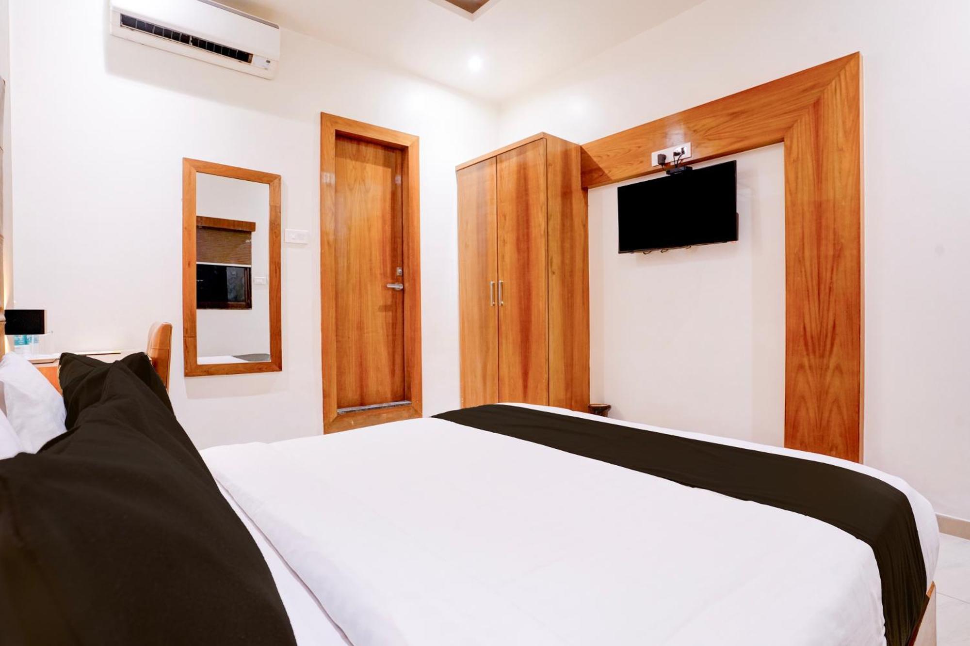 Super Townhouse Oak Times Square Le Western Bombaj Zewnętrze zdjęcie